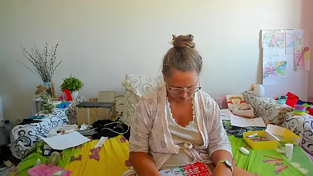 IamYourNarcotic online show from 25, 9, 2025