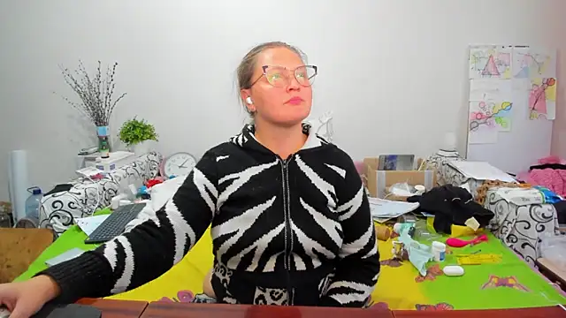 IamYourNarcotic online show from 10, 11, 2025