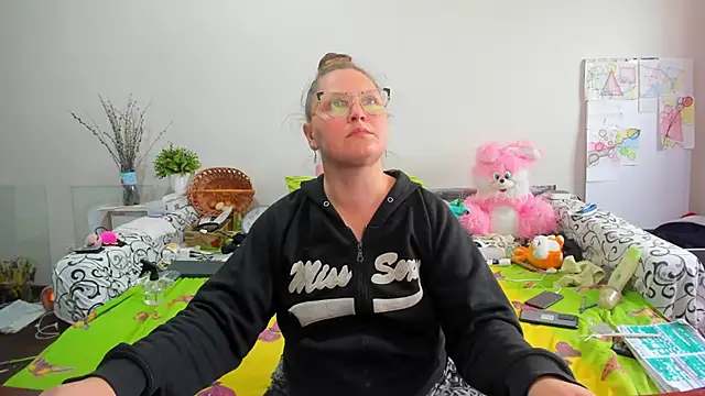 IamYourNarcotic online show from 22, 4, 2026