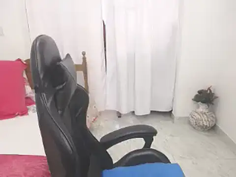 yeslluisa online show from 30, 3, 2026