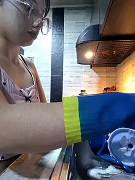 linda-schmidt online show from 1, 10, 2025