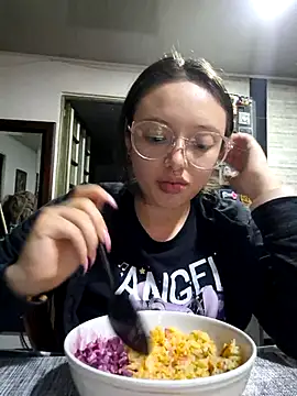 Snapshot of linda-schmidt chatting on 25, 2, 2026 linda-schmidt online show from 25, 2, 2026