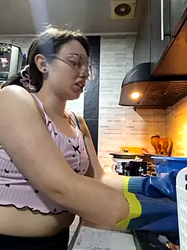 linda-schmidt online show from 28, 9, 2025