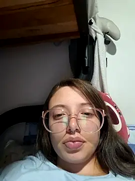 Snapshot of linda-schmidt chatting on 15, 2, 2026 linda-schmidt online show from 15, 2, 2026