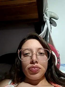 Snapshot of linda-schmidt chatting on 23, 2, 2026 linda-schmidt online show from 23, 2, 2026