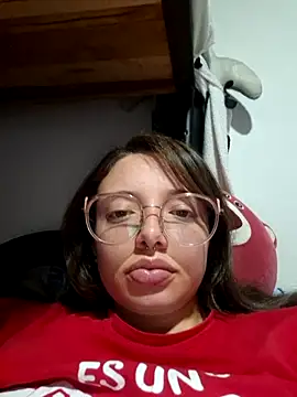 Snapshot of linda-schmidt chatting on 6, 2, 2026 linda-schmidt online show from 6, 2, 2026