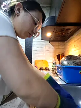 linda-schmidt online show from 25, 10, 2025