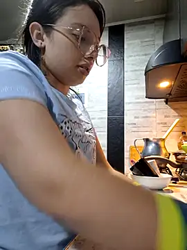 Snapshot of linda-schmidt chatting on 16, 1, 2026 linda-schmidt online show from 16, 1, 2026