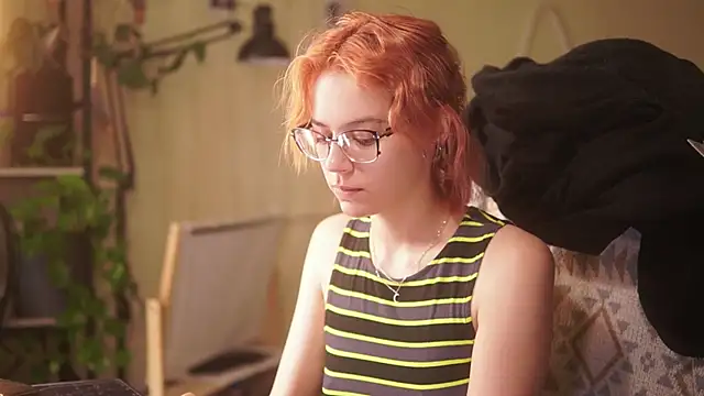 Snapshot of alyssa_sweet chatting on 28, 7, 2026 alyssa sweet online show from 28, 7, 2026