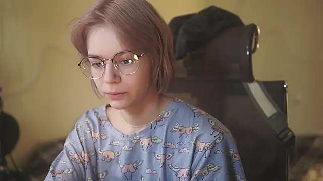 alyssa sweet online show from 28, 4, 2026