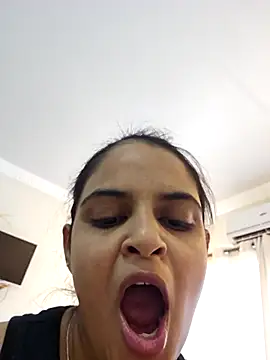 DirtySnowball69 online show from 3, 3, 2025