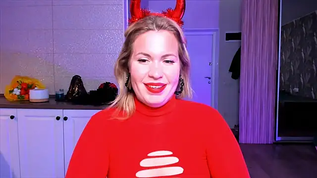 Snapshot of HotTiffani chatting on 1, 11, 2025 HotTiffani online show from 1, 11, 2025