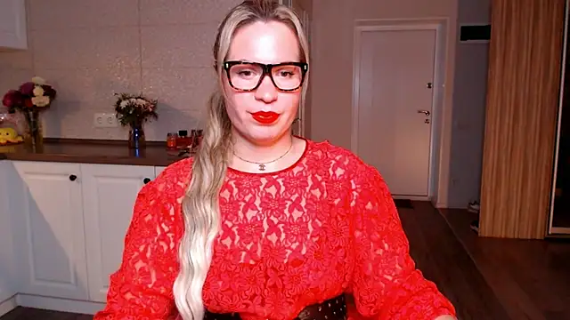 Snapshot of HotTiffani chatting on 23, 9, 2025 HotTiffani online show from 23, 9, 2025