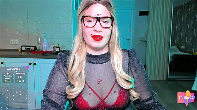 HotTiffani online show from 14, 2, 2026