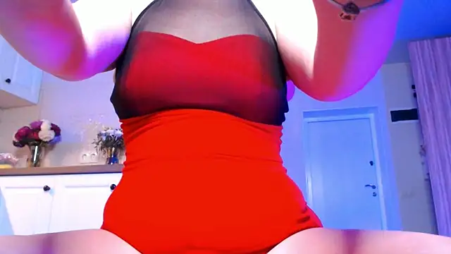 Snapshot of HotTiffani chatting on 19, 9, 2025 HotTiffani online show from 19, 9, 2025