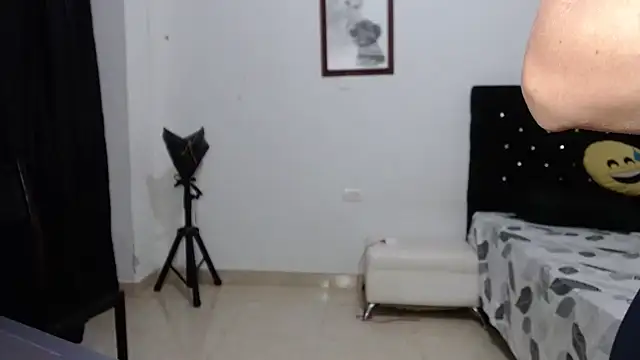 venuz mendoza20 online show from 5, 11, 2025