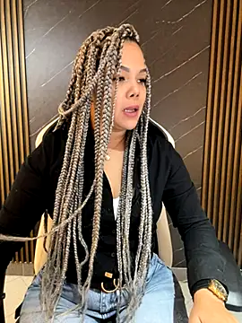 KellyBrooklyn  online show from 18, 10, 2025