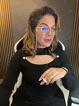 KellyBrooklyn  online show from 10, 1, 2026