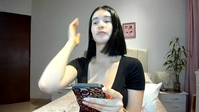 Snapshot of macarena_vallejo chatting on 26, 5, 2026 macarena vallejo online show from 26, 5, 2026