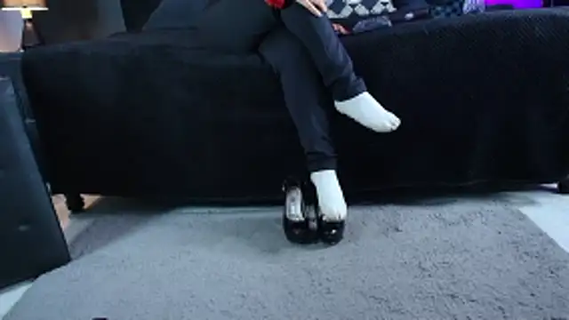  Jade 16 online show from 12, 1, 2026