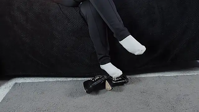  Jade 16 online show from 15, 12, 2025