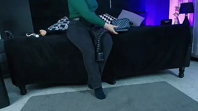  Jade 16 online show from 23, 10, 2025