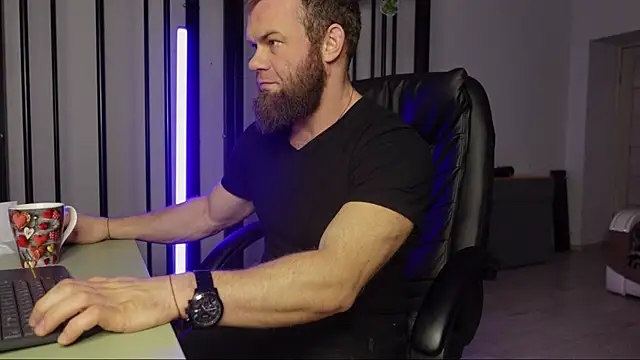 Tommy Burnz online show from 13, 2, 2025