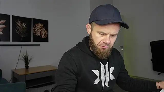 Tommy Burnz online show from 1, 12, 2025