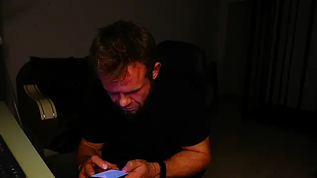 Tommy Burnz online show from 8, 9, 2025