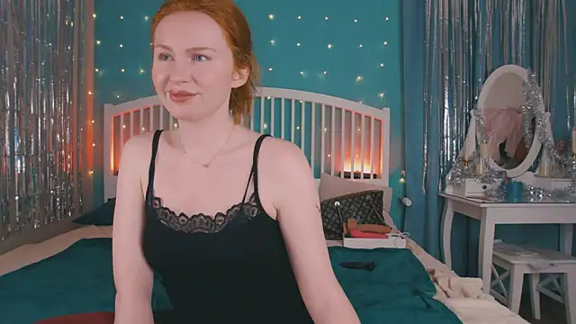 Snapshot of GingerArin chatting on 17, 12, 2025 GingerArin online show from 17, 12, 2025