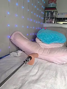 babyariane online show from 20, 5, 2026