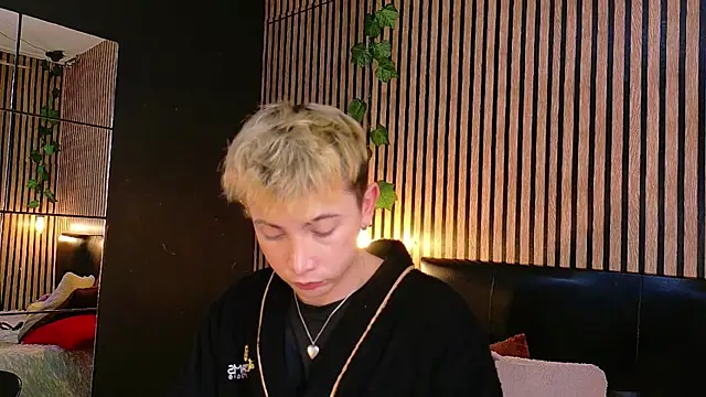 Chris Bennett online show from 6, 3, 2025