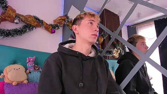 Chris Bennett online show from 22, 12, 2025