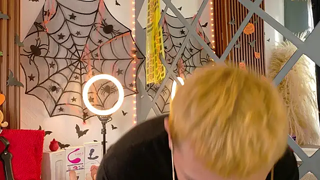 Chris Bennett online show from 23, 10, 2025