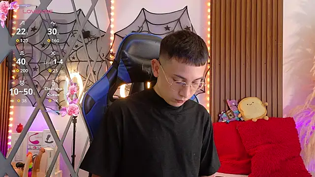 Chris Bennett online show from 7, 10, 2025