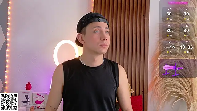 Chris Bennett online show from 18, 9, 2025