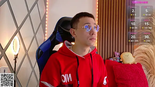 Chris Bennett online show from 11, 9, 2025