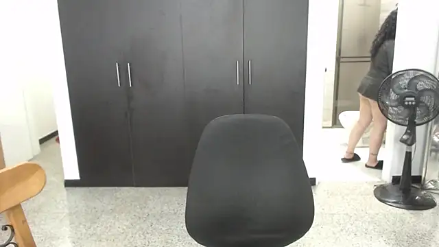 Snapshot of mijal_queen chatting on 14, 3, 2025 mijal queen online show from 14, 3, 2025