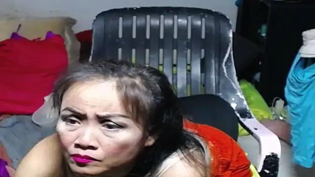 1CuteAndSexy69 online show from 1, 10, 2025