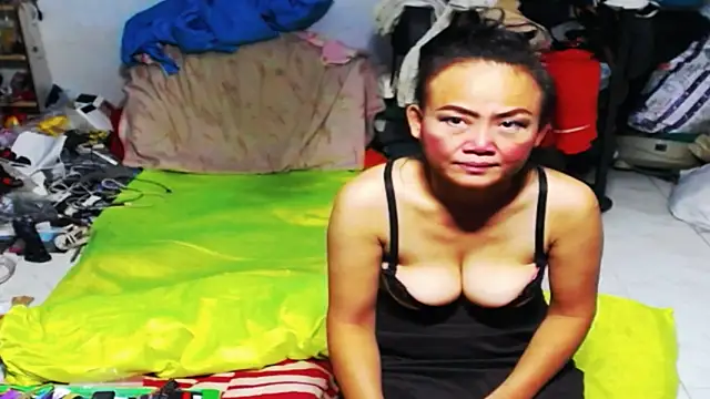 1CuteAndSexy69 online show from 21, 3, 2025