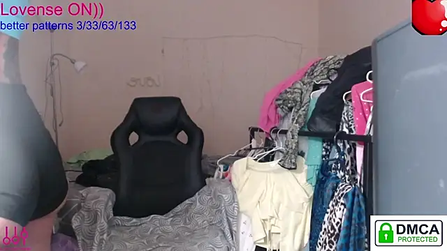 sweet cute cat online show from 13, 10, 2025