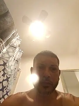 Snapshot of tropikboy chatting on 16, 5, 2026 tropikboy online show from 16, 5, 2026