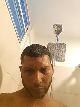 Snapshot of tropikboy chatting on 24, 5, 2026 tropikboy online show from 24, 5, 2026