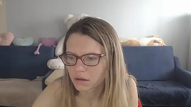 night is dark online show from 24, 3, 2026