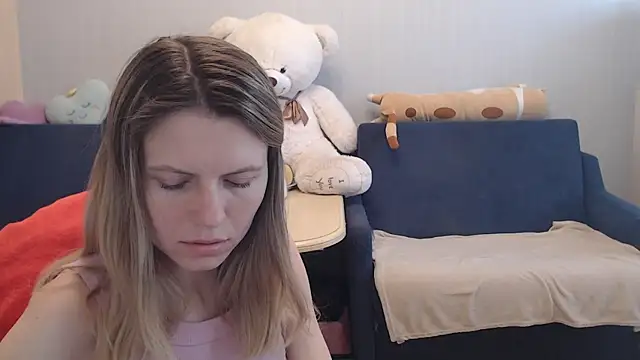 night is dark online show from 13, 4, 2026