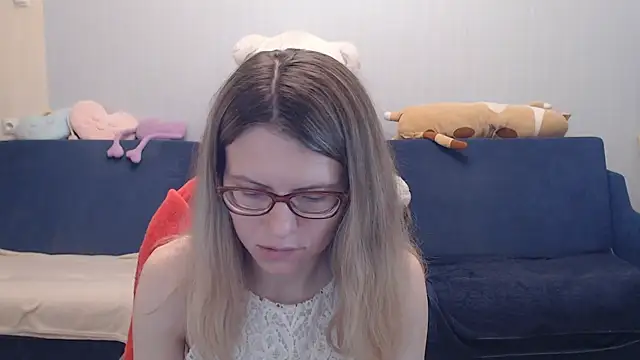 night is dark online show from 21, 4, 2026