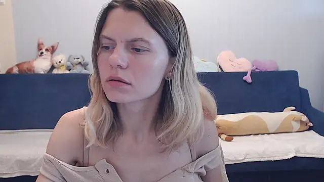 night is dark online show from 9, 10, 2025