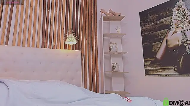 valerie lya online show from 14, 4, 2026