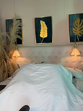 valerie lya online show from 13, 11, 2025