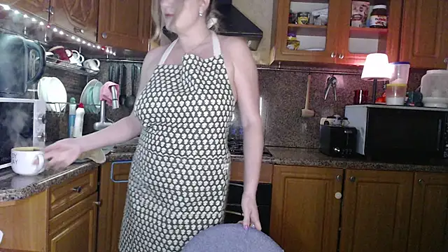 LizaCakes online show from 27, 1, 2025